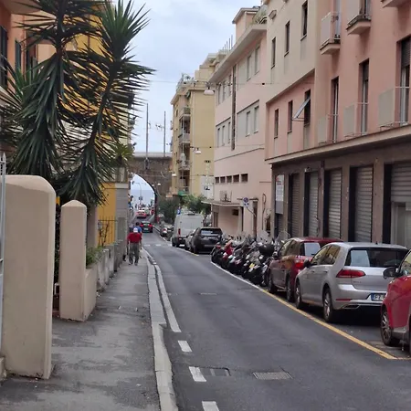 Mora Mora * Genoa